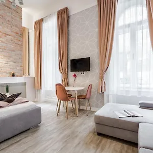 vizitați hotelul